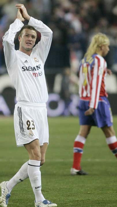 Beckham, en el derbi del 9 de enero de 2005, en el Calderón (0-3). EFE