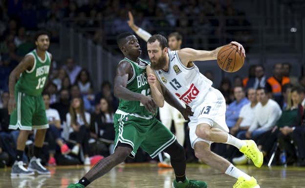 Sergio Rodríguez en el partido entre Real Madrid y Boston Celtics de 2015. Getty