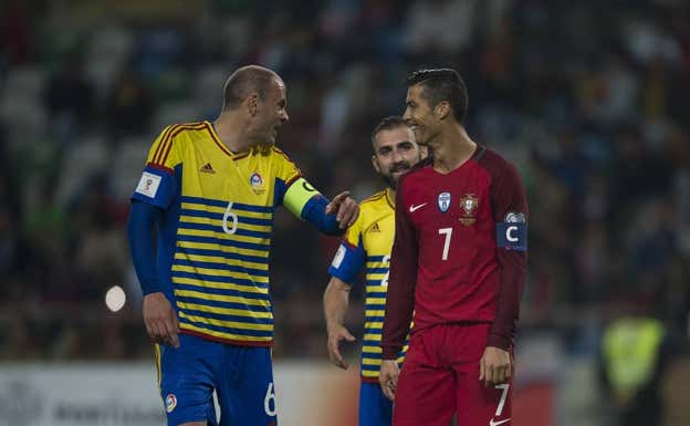 Lima, con Cristiano Ronaldo. GETTY