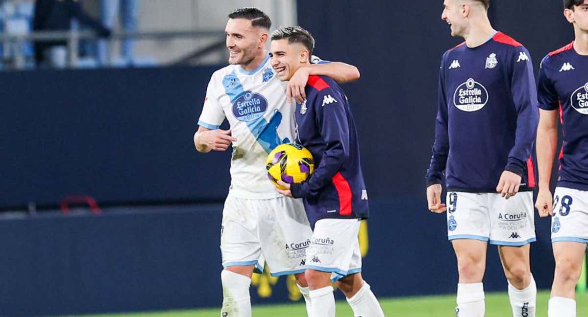 Lucas Pérez celebra la victoria en Cádiz./LALIGA