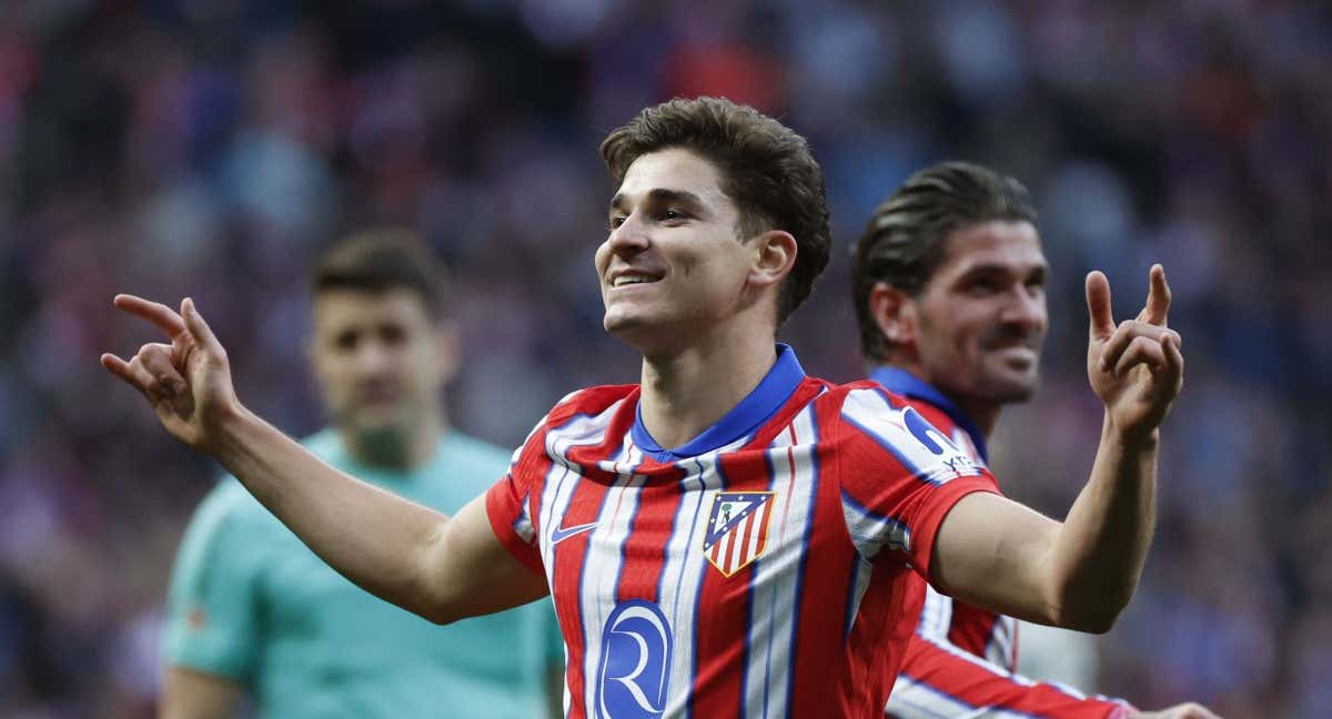 Julián Alvarez, un goleador de raza que cumple en el Atlético de Madrid. /EFE
