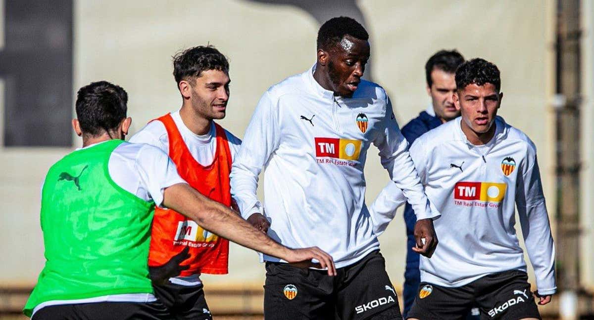 Diakhaby, en un entrenamiento reciente. /INSTAGRAM