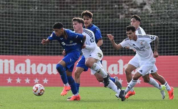 Sebas, en un partido de esta temporada ante el Juvenil A del Real Madrid. INSTAGRAM
