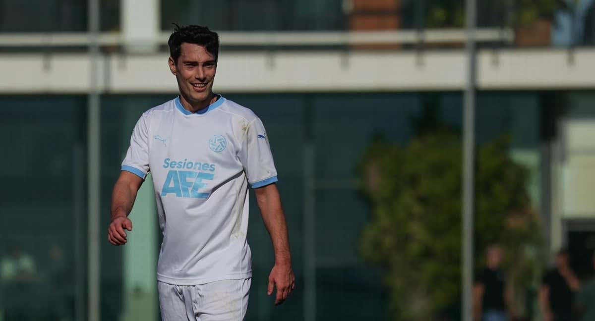 Iosu Ozkoidi, en un entrenamiento reciente con la selección AFE de jugadores sin equipo. /AFE