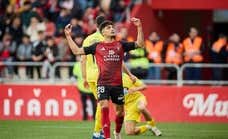Ojo al ascenso directo: Mirandés y Racing flaquean y ponen al Elche en una posición privilegiada